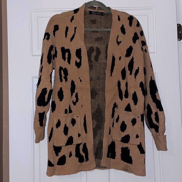 Sweaters - Animal print cardigan